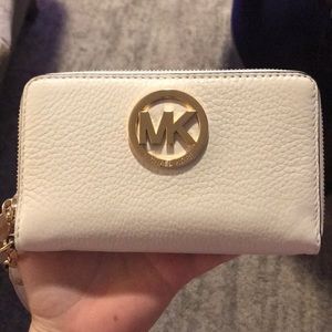 NWT Michael Kors Fulton Phone Case Wallet Wristlet